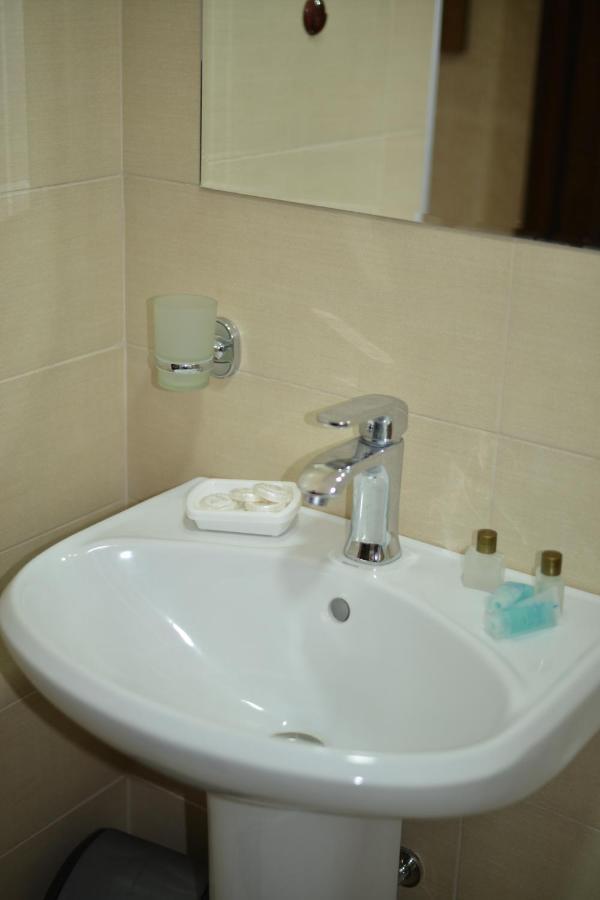 Hotel White House Gudauri Esterno foto